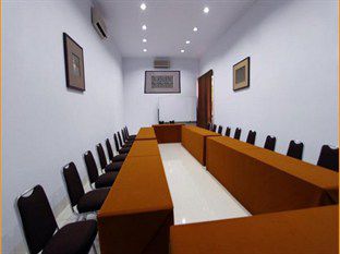 Kalisma Otel Cakarta Dış mekan fotoğraf